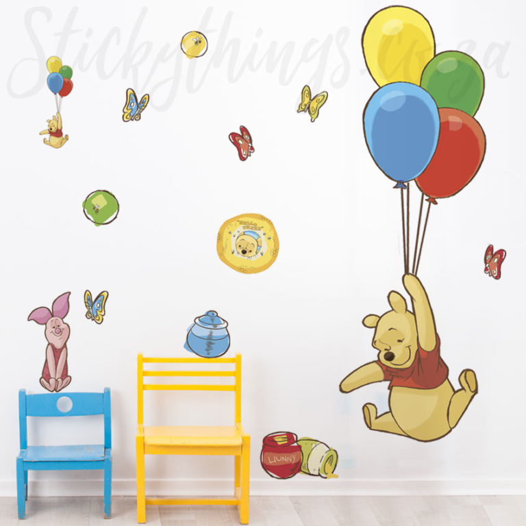 Winnie the Pooh Wall Decal - Pooh & Piglet Balloons Giant Decal